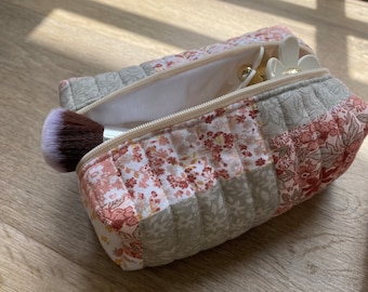 Handmade Quilted Cosmetic Bag, Vanity Bag, Makeup Travel, Pencil Case (Box) - Patchwork design