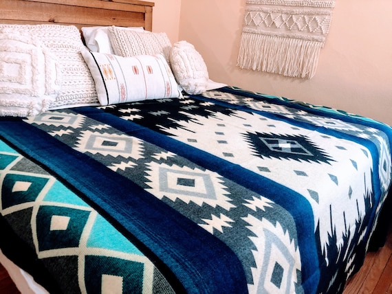 King Size Alpaca Blanket - Southwestern style blanket- Native style Blanket Boho blanket - REVERSIBLE