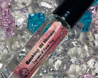 Impression of Karess Soap Perfume Oil Roll On – Fresh Clean Fragrance (Travel Size)