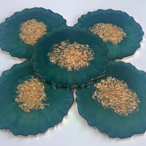 Emerald Green Coaster Set, luxury coaster, Housewarming gifts, realtor gift ideas, Epoxy Resin coaster, Drink Coasters