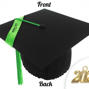 Abschlussmütze schwarz matt, Anhänger 2026, Wunschstickerei: Titel, Name, Abschlussmütze, Masterhut, Doktorhut, Junggesellenhütte