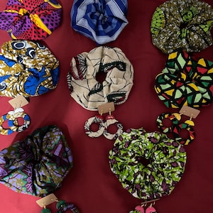 Wax scrunchie and hoop earrings set