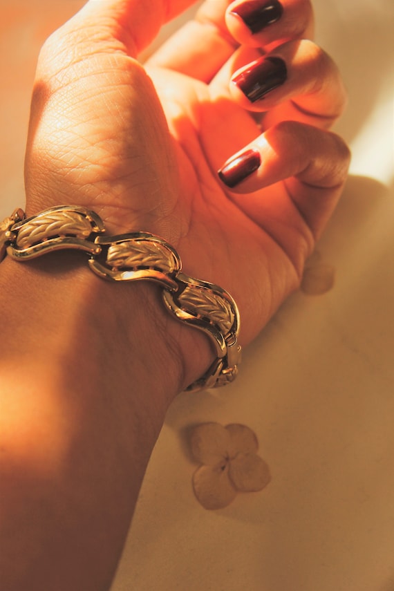 Vintage Gold Bracelet by Crown Trifari. High Quali