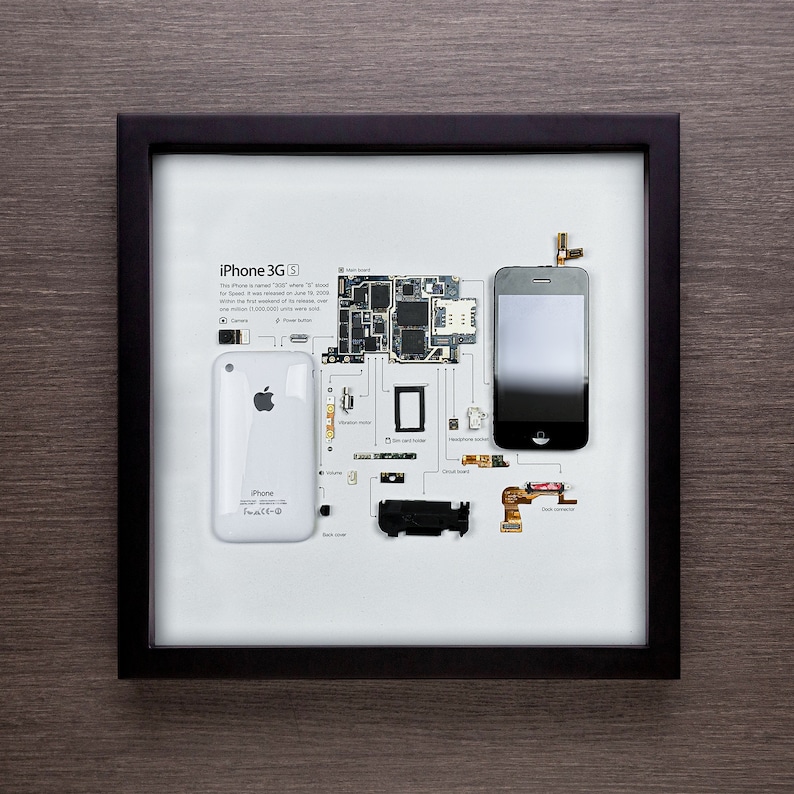 Framed iPhone 3Gs Disassembled Phone Wall Art Gifts for Tech / Apple Lovers Grid Frame Studio image 8