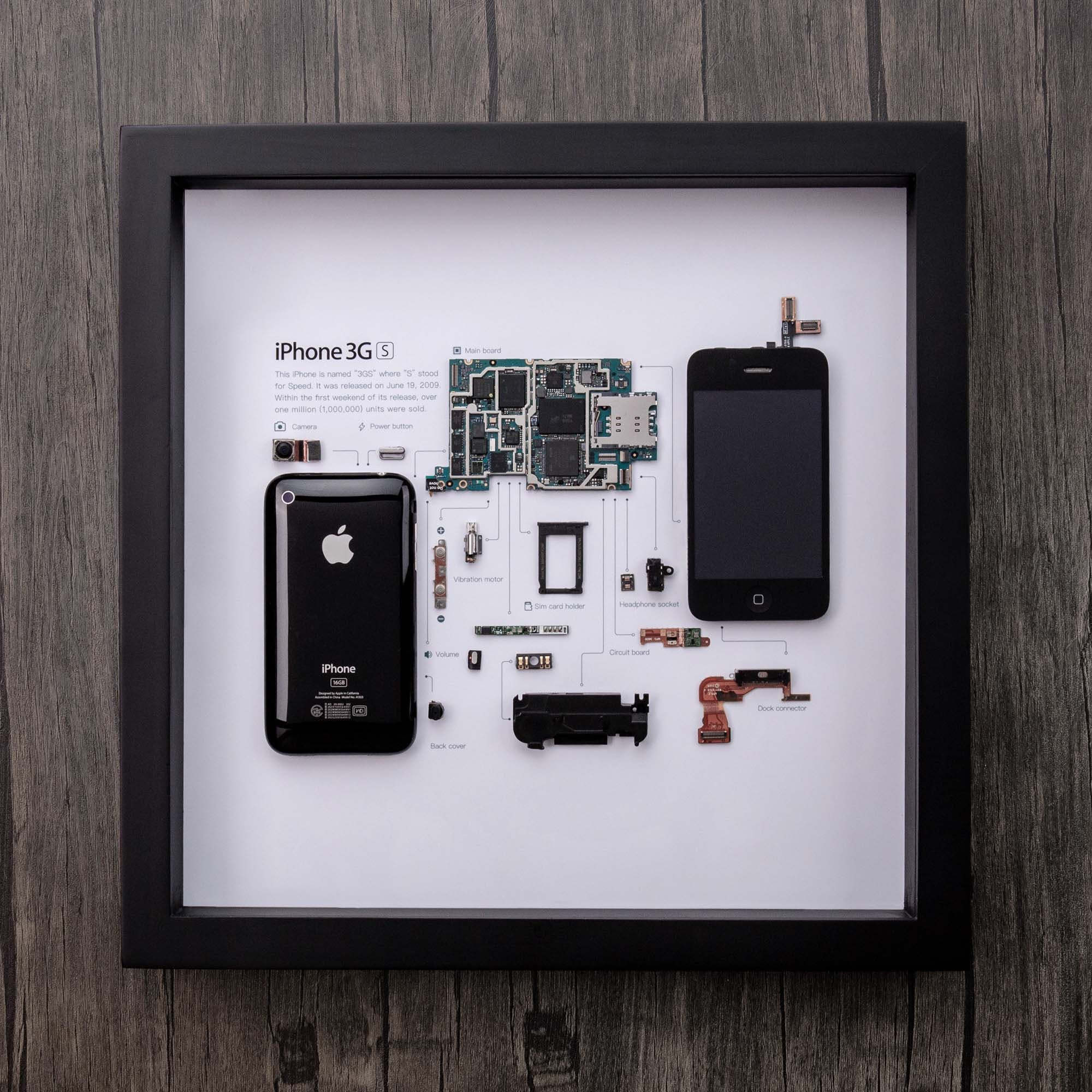 Framed iPhone 3 3Gs 4 4s 5 6 7 8 X Disassembled Phone Wall Art