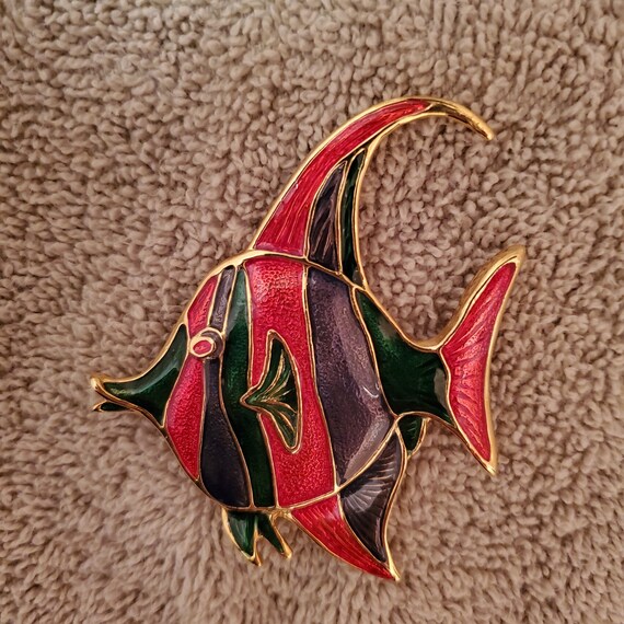 Fish Brooch, Red Green Angelfish with gold tone m… - image 2