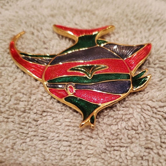 Fish Brooch, Red Green Angelfish with gold tone m… - image 4