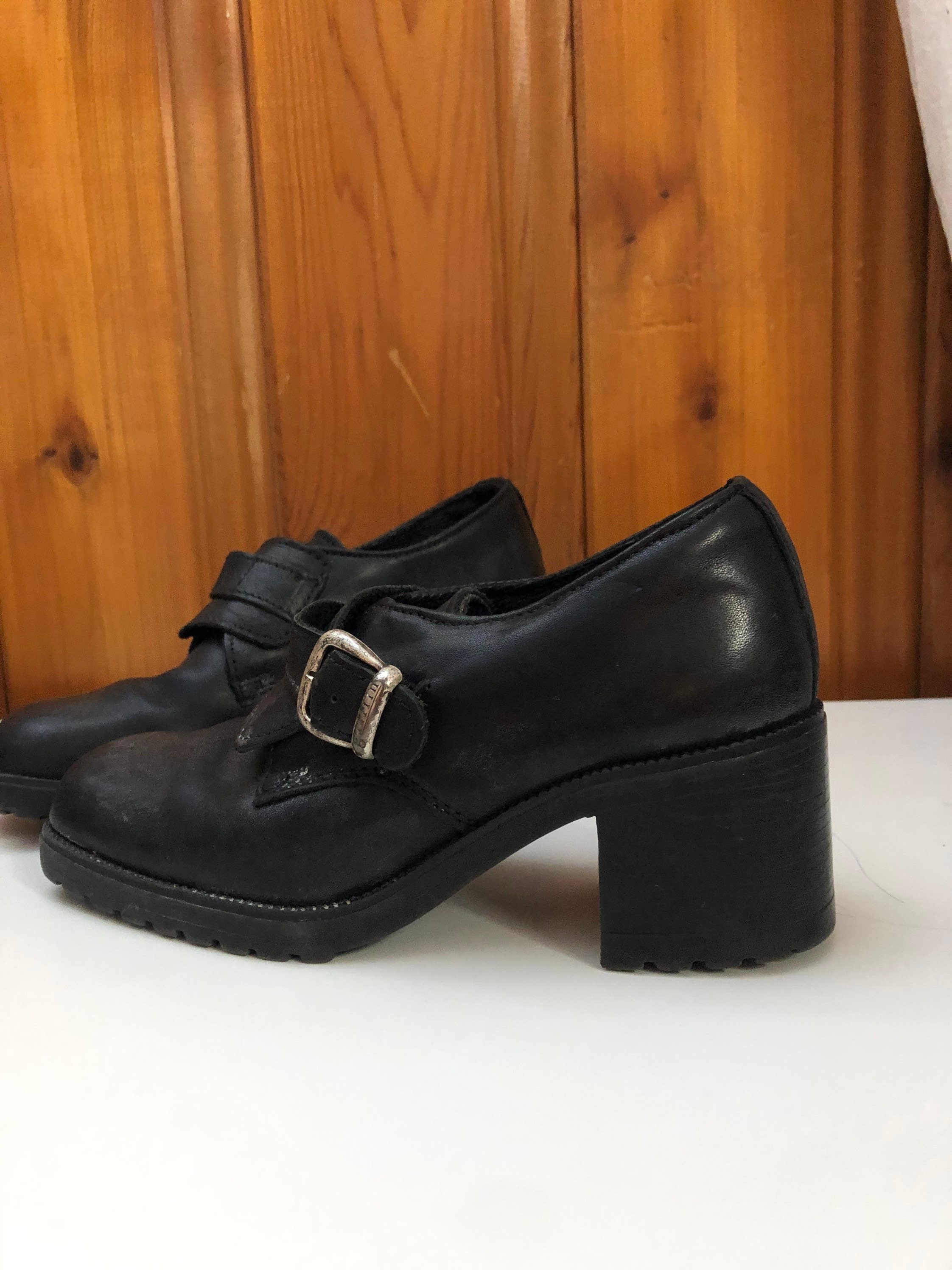 Black silver buckle 90s witch school girl shoes chunky Black silver buckle 90s witch school girl shoes chunky