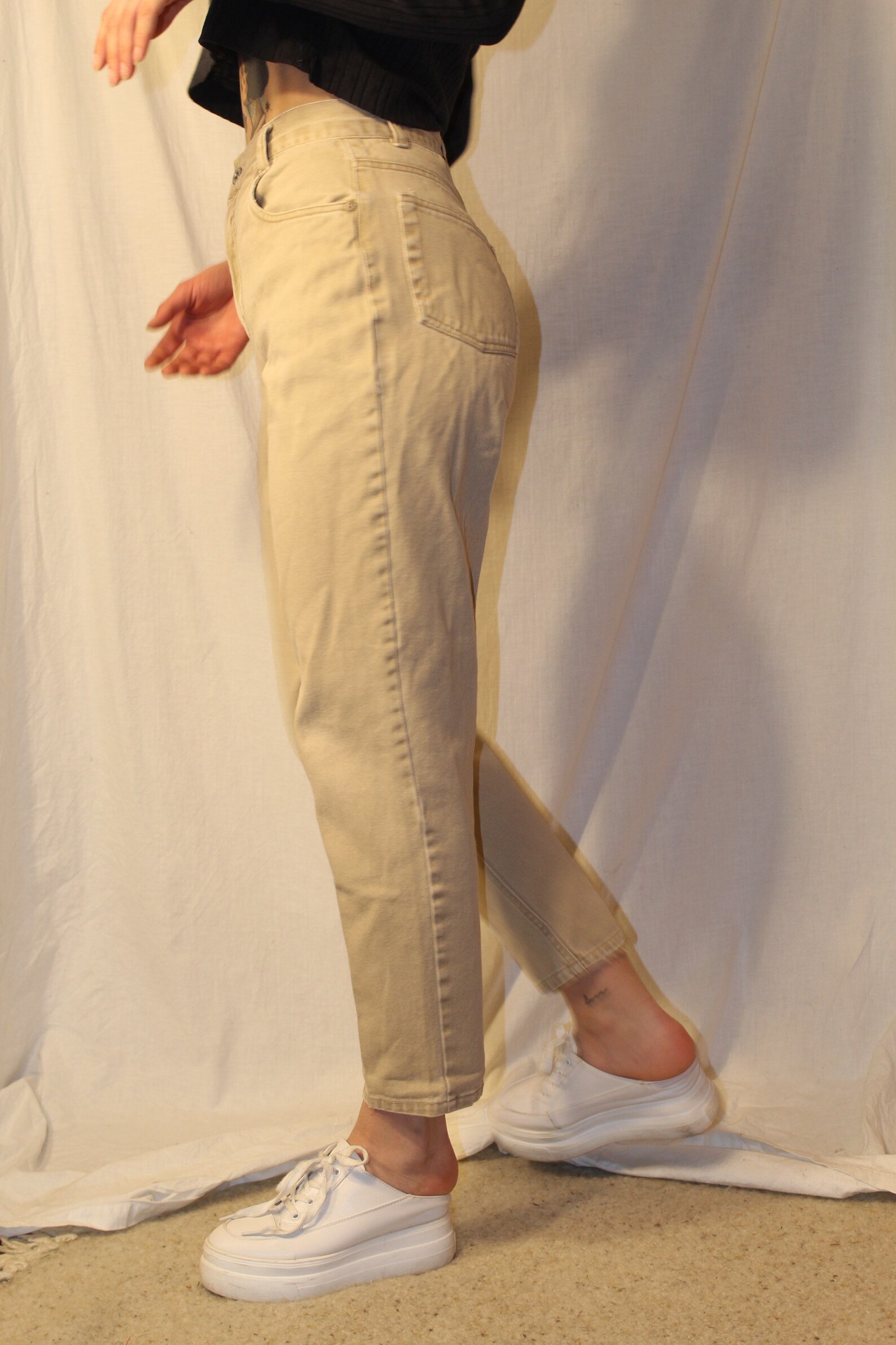 beige mom jeans high waist