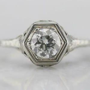 Anillo Art Déco con forma hexagonal, anillo eduardiano con diamante redondo creado en laboratorio y milgrain, anillo de compromiso solitario, anillo de filigrana vintage.