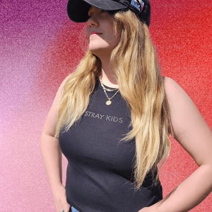 Les enfants errants dominent le débardeur strass tour du monde et t-shirt bébé, chemise Stray Kids Tour, Felix, débardeur Stray Kids, haut court Stray Kids