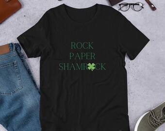 Rock Paper Shamrock St Pattys Camisa, St Paddys Camiseta, St Paddys, St Pattys Camisa, St Pattys, Camisa Shamrock, Camiseta St Patricks, Camisa Bonita
