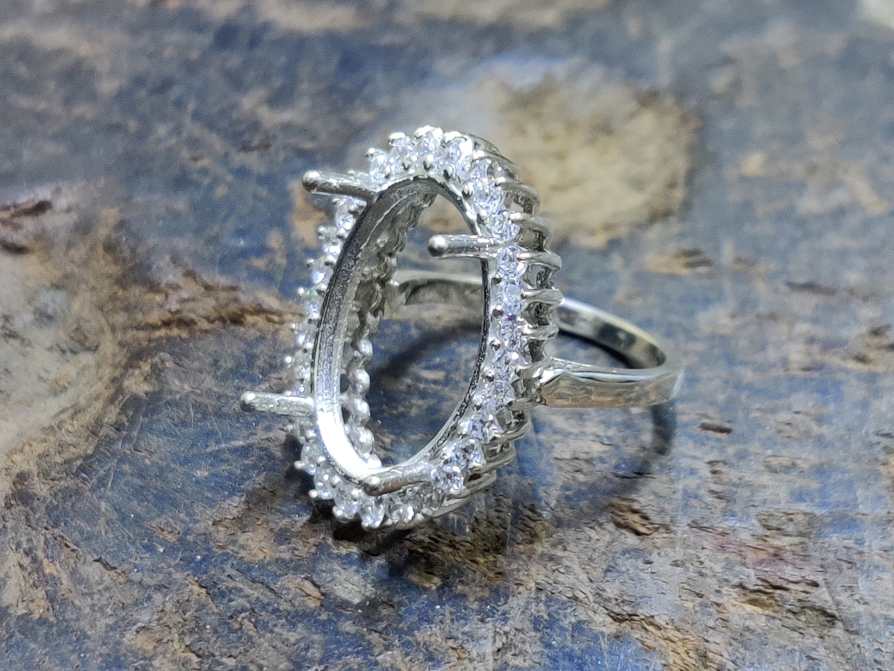 Oval semi mount ring on sale settings