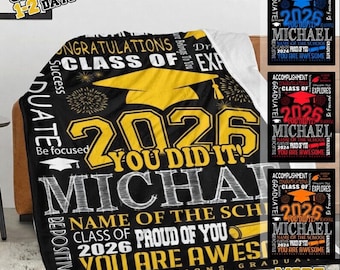 Manta personalizada de regalo de graduación de 2026. Manta personalizada con nombre y escuela para regalos de graduados de secundaria y universidad.