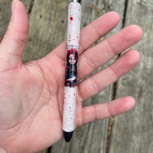 Chucky glitter pen