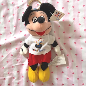 Upcycled Club Disney Mickey Mouse Plush keychain afbeelding 1