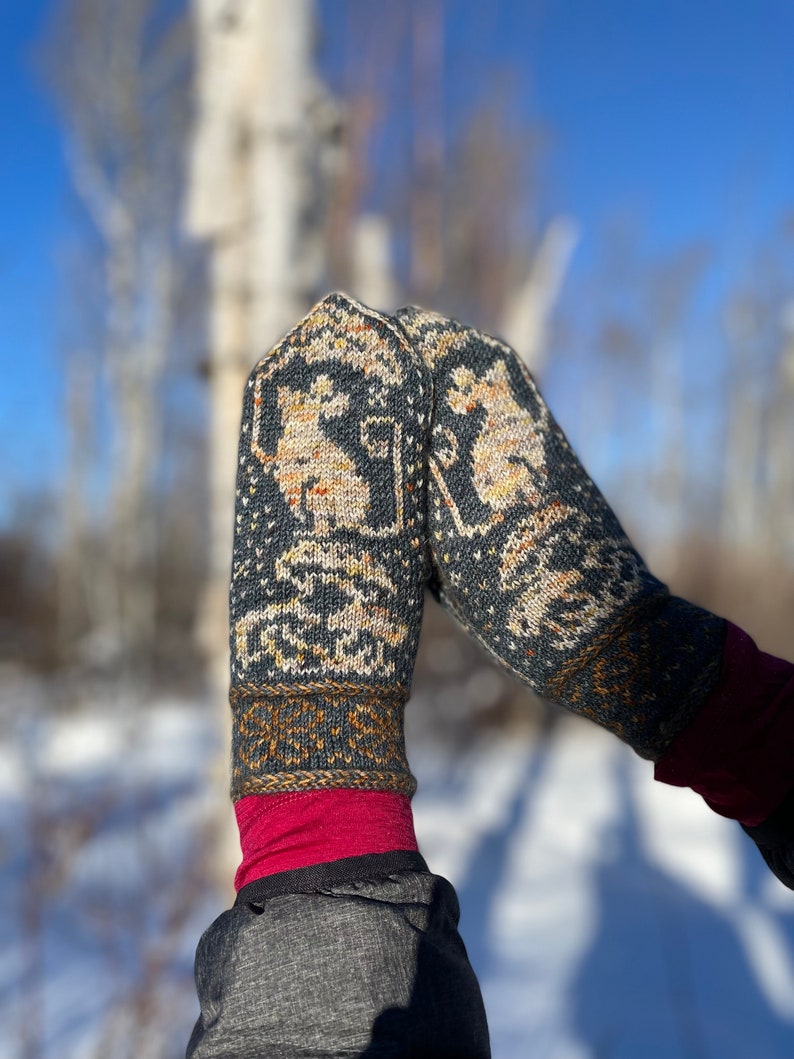 PATTERN/Wee Fieldmouse Mitten Pattern/ Colorwork/Stranded/FairIsle/Adult image 4