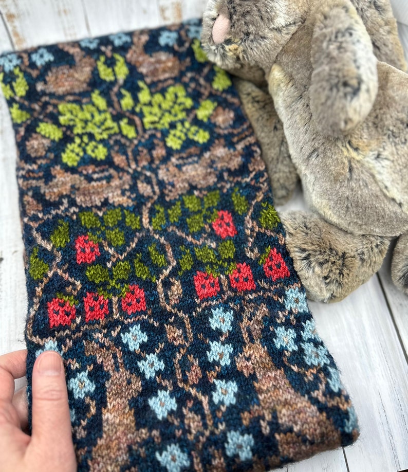 PATTERN/ Bunny Thicket Cowl/ Knitting Pattern/ Adult/ Colourwork Knitting zdjęcie 1