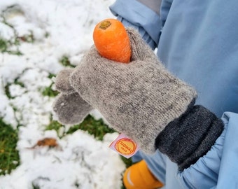 Handschuhe Fäustlinge für Kinder aus Upcycling Wolle in Grau