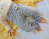 Mitwachs-Hose für Babys 62/68 aus Upcycling-Wolle in Grau