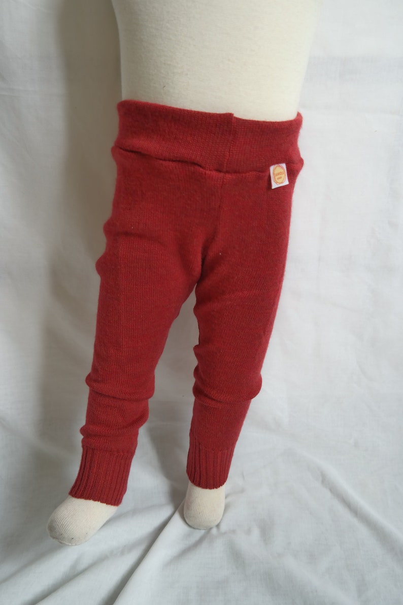 Leggings for toddlers 86/92 made from 100% upcycled wool in red image 2