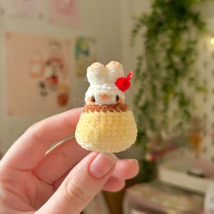 pudding bunny crochet pattern - DIGITAL DOWNLOAD