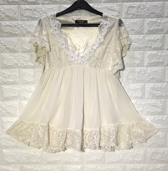 Lolita Lace Blouse Broken White