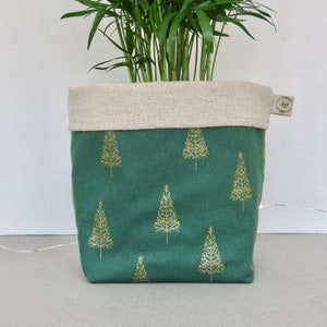 Christmas Plant Pot Cover, Christmas Planter, Christmas Plant Gift for Her, Plant Gifts for Him, Christmas Gift for Plant Lover, Green