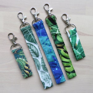 Leaf Keychain: Botanical Plant Lover Gift, Cotton Wristlet Keyring