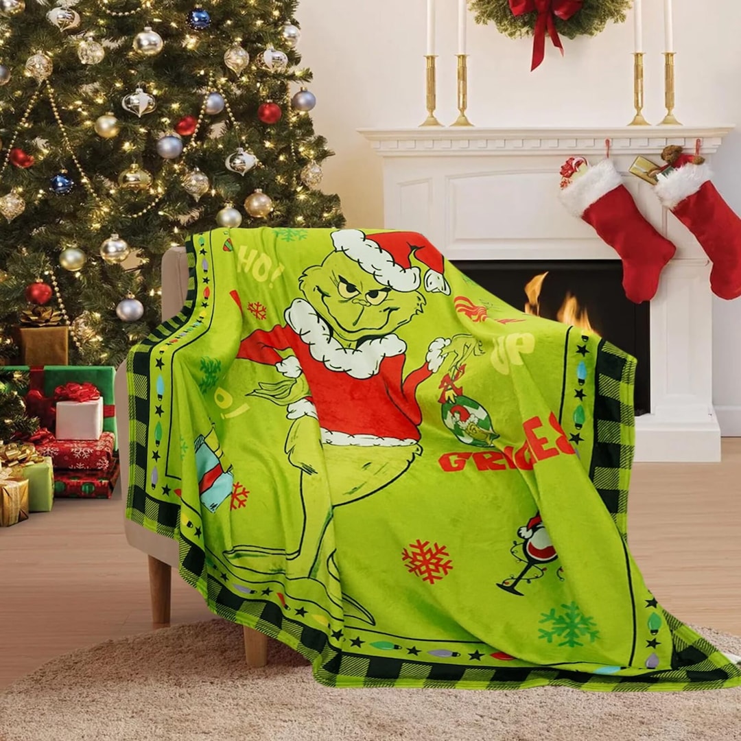 The Grinch Fleece Blanket, the Grinch Christmas Fleece Blanket, Merry