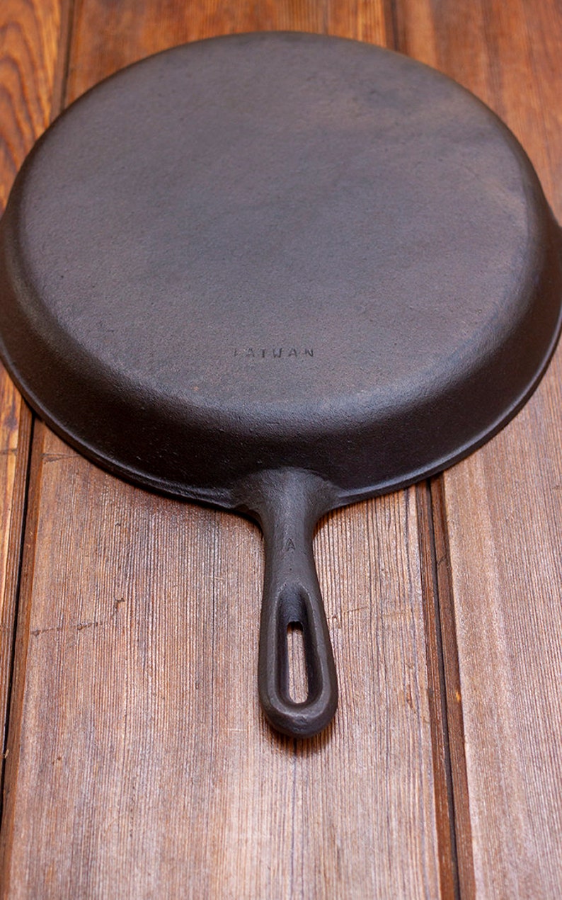 Kitchen & Dining Free Shipping Taiwan Flat Bottom cast iron skillet