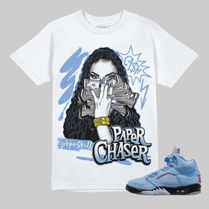 ストリートウェアグラフィックTシャツ、ユニバーシティブルー5sユニセックスグラフィックTシャツ、スニーカーに合うドープスキルシャツ、ヒップホップシャツ、NPCグラフィック