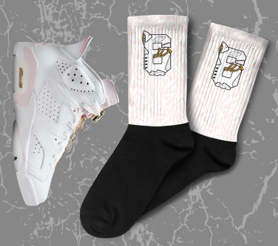 Gold jordan sales socks
