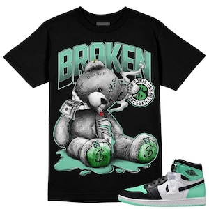 Camiseta unissex DopeSkill Green Glow 1s com estampa de urso doente