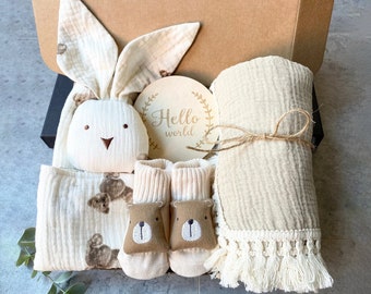 New Baby Gift Set, New Baby boy gift, New Baby Girl Gift,  Newborn gift box, New Baby Gift box, Baby Shower Gift, Safari baby gift set