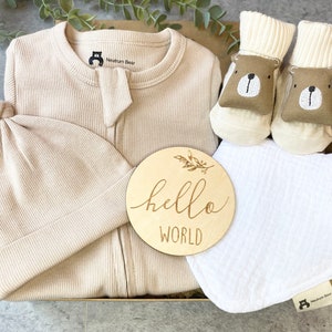 New Baby Gift Set, New Baby boy gift, New Baby Girl Gift,  Newborn gift box, New Baby Gift box, Baby Shower Gift, Safari baby gift set