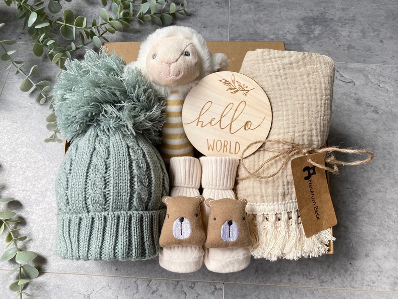 Nieuwe baby cadeauset, nieuwe babyjongen cadeau, nieuwe babymeisje cadeau, pasgeboren geschenkdoos, nieuwe baby cadeaudoos, kraamcadeau, babycadeau afbeelding 1