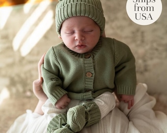 Knitted Cardigan, Coming Home Outfit, Baby Gift, Baby Boy, Baby Girl, First Outfit, Baby Shower, Gift  Hospital Bag, Knitted Booties USA