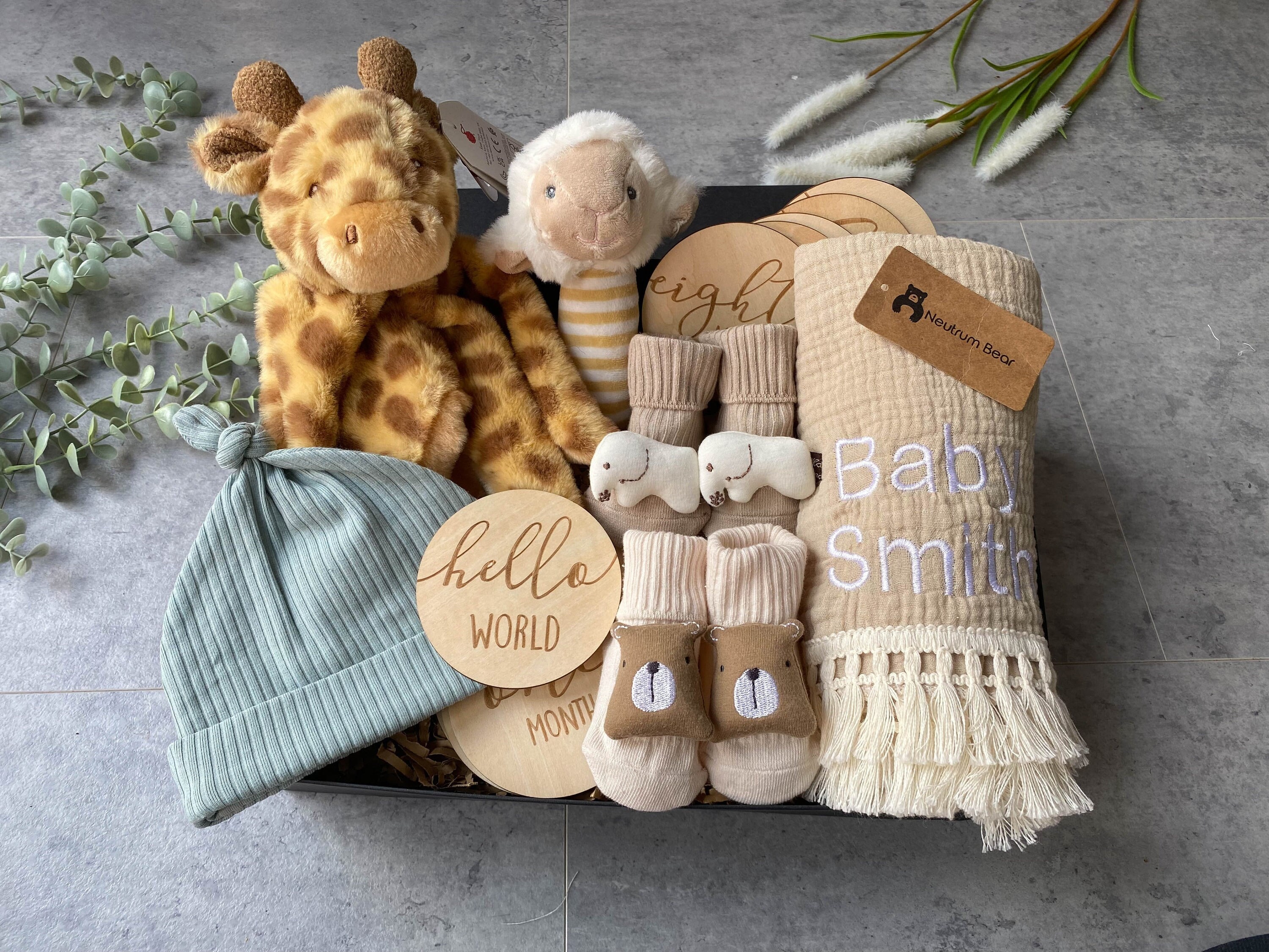 Personalised Welcome to the World, Baby Boy, Baby Girl Gift,  Newborn gift, New Baby Gift box, Baby Hamper, Baby Shower Gift, New Baby Gift,