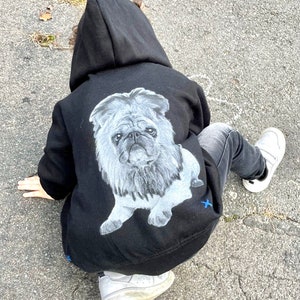 Children&#39;s hooded jacket with dog motif, gift for pug friends, hand-painted