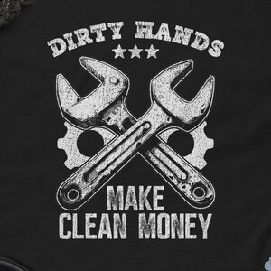 メカニックおじさんTシャツ、メカニックカーパパ、メカニックカーTシャツ、カーガレージTシャツ、ダーティワークTシャツ、ガレージTシャツ、ダーティメカニックギフト