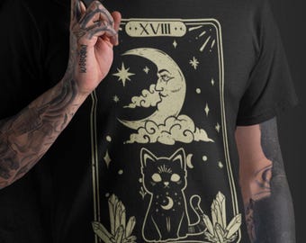Black Cat Tarot Shirt, Moon Tarot Card Tee, Witchy Cat Graphic T-Shirt, Gothic Celestial Cat Shirt, Mystic Crystal Tee
