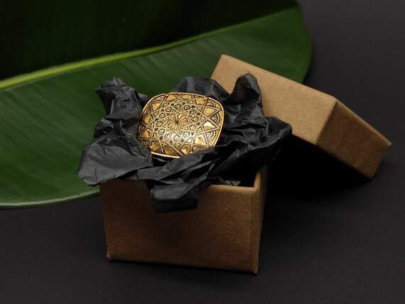 Rectangular brooch with damascene arabesque drawi… - image 4