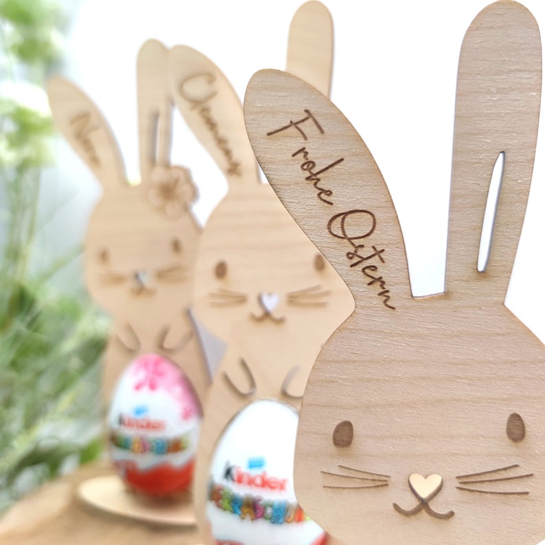 Ostergeschenk Kinder, Hase mit Ü-Ei, Ostergeschenk personalisiert, Überraschungsei Halter Bild 2