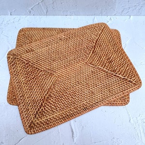 Set of 4 Rectangular Rattan Placemats, Farmhouse Decoration, Boho Table Decor