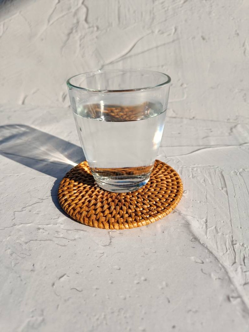 Handcrafted Round Rattan Placemats, Rattan Coaster, Straw Serving Placemats, Farmhouse Decoration, Boho Table Decor image 9