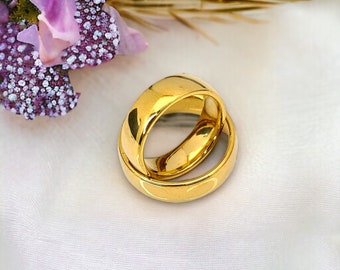 OFFER - Pack of 2 gold stainless steel wedding bands 6mm wide. FREE ENGRAVING. engagement, wedding, couples, gift.