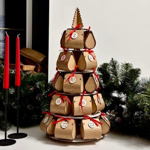 Handmade Wooden Christmas Advent Calendar: Family Keepsake Countdown Box