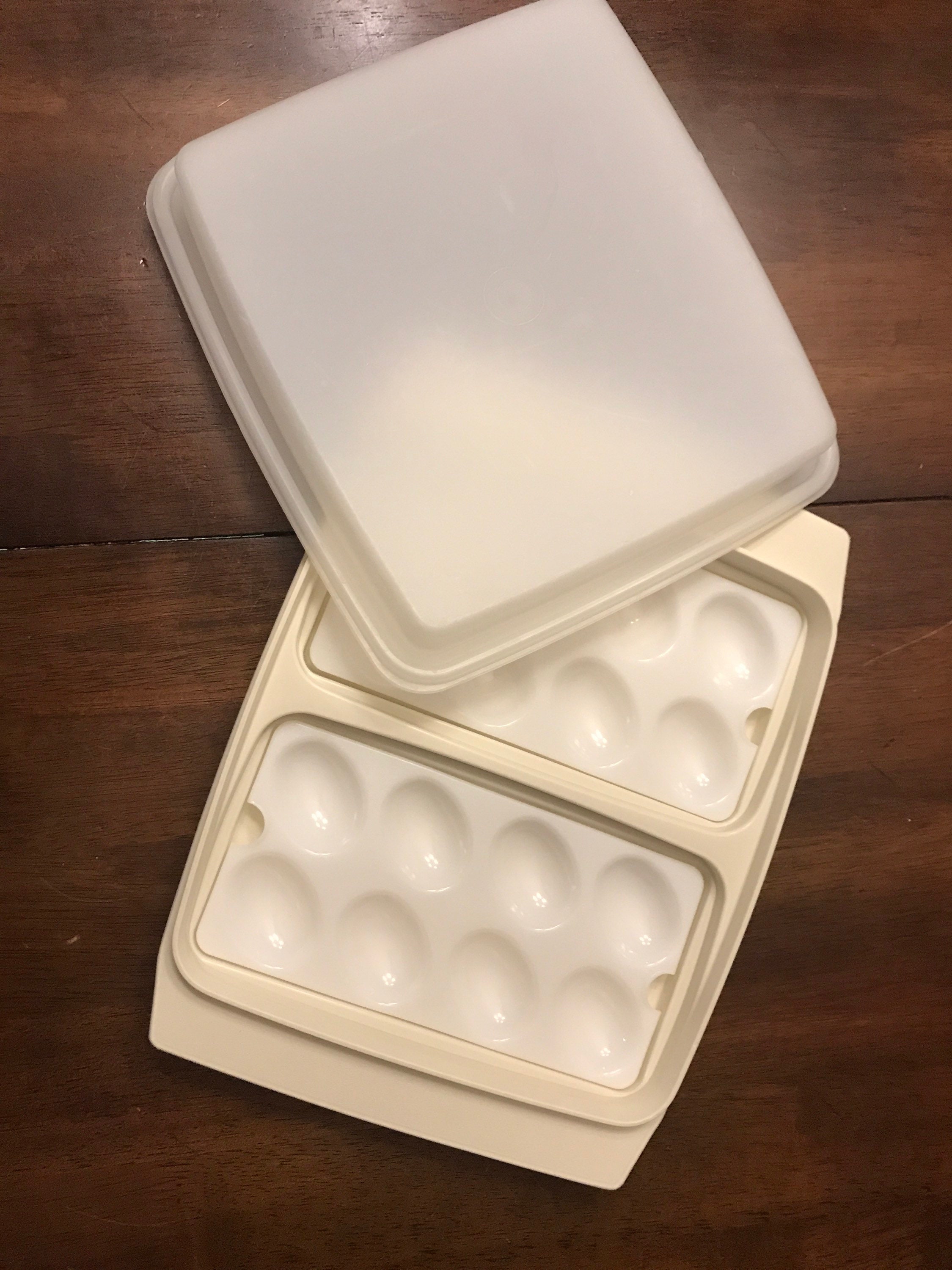 Deviled eggs carrier by Tupperware Etsy