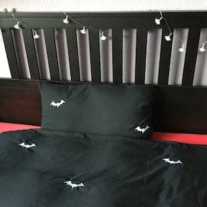 Gothic bed linen with bats